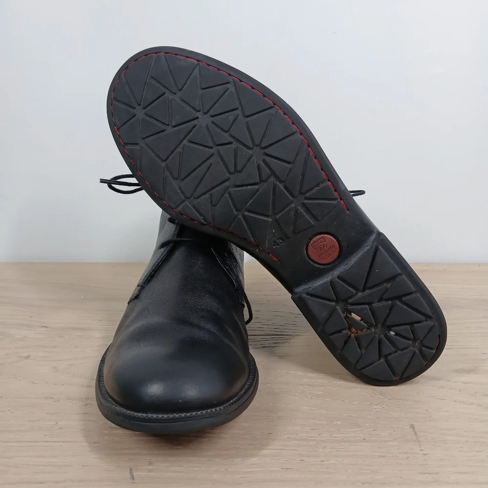 Camper Black Leather Lace-Up Chukka Ankle Boots Men's 10‎ Made in Spain